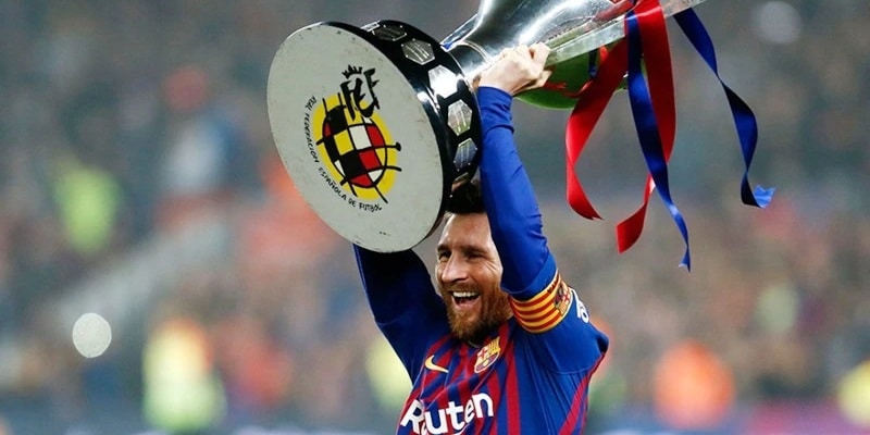 Sự nghiệp thăng hạng của Lionel Messi khi thi đấu cho Barcelona