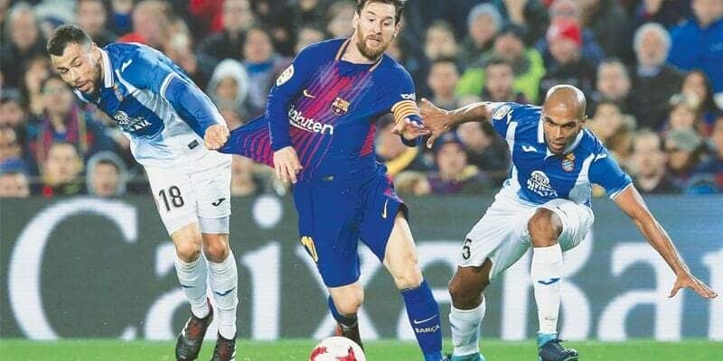 Khả năng thi đấu tài tình của Messi khiến nhiều người ấn tượng